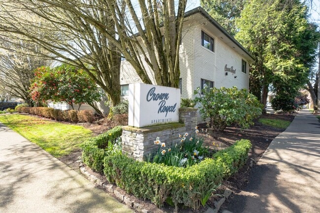 Building Photo - Stylish 1 Bedroom in the Heart of Irvington!