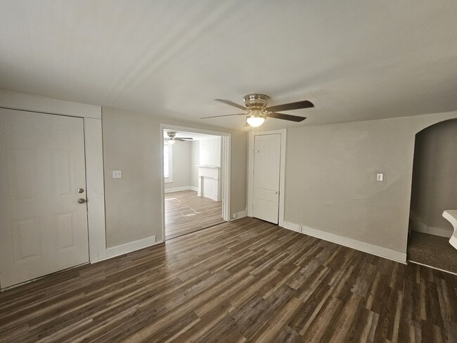 Building Photo - 821 Herman Ave