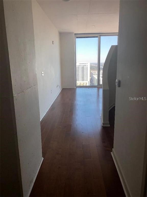 Foto del edificio - 155 S Court Ave