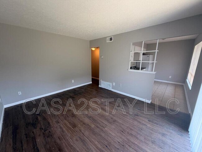 Foto del edificio - 5104 Malibu Ct