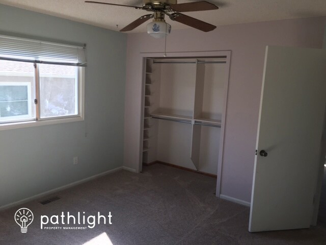 Building Photo - 1004 Blue Spruce Pl