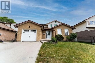 Building Photo - 54 Bexhill Dr