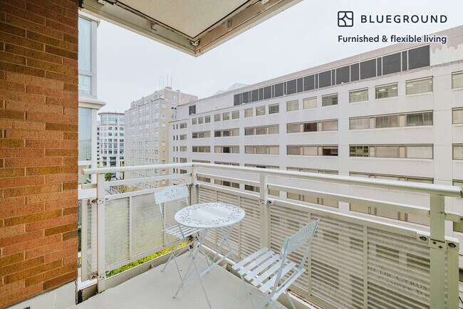 Foto del edificio - 2221 I St NW