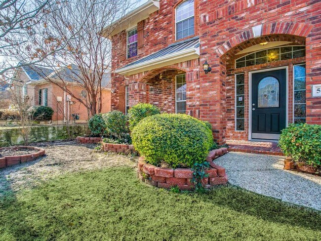 Building Photo - 5512 Sabetha Way