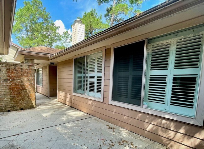 Foto del edificio - 3602 Chapel Square Dr