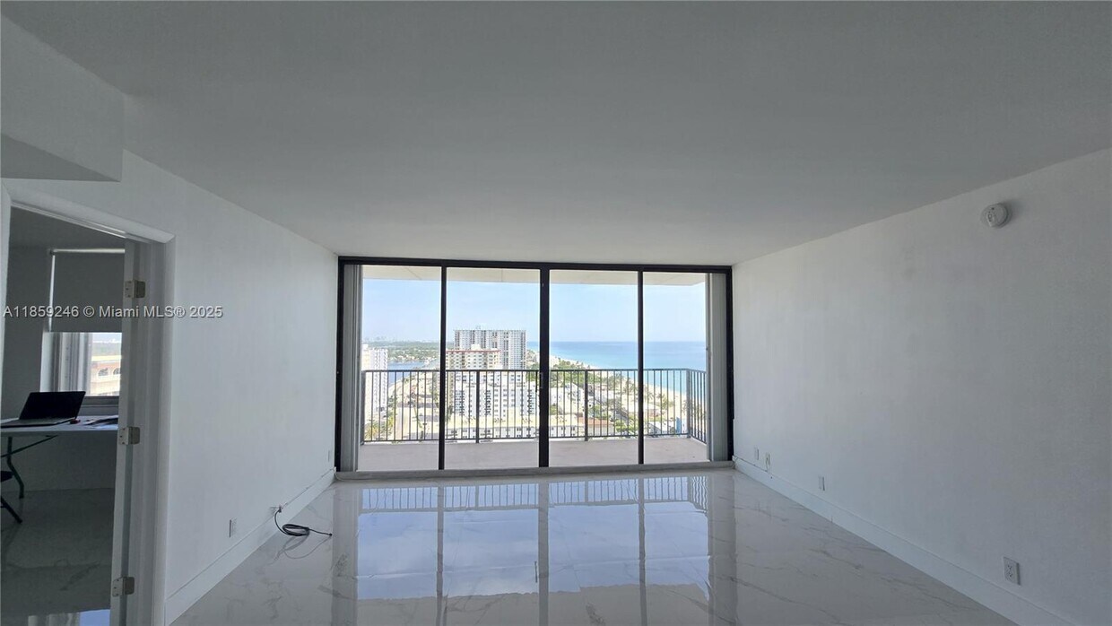 Foto principal - 2101 S Ocean Dr
