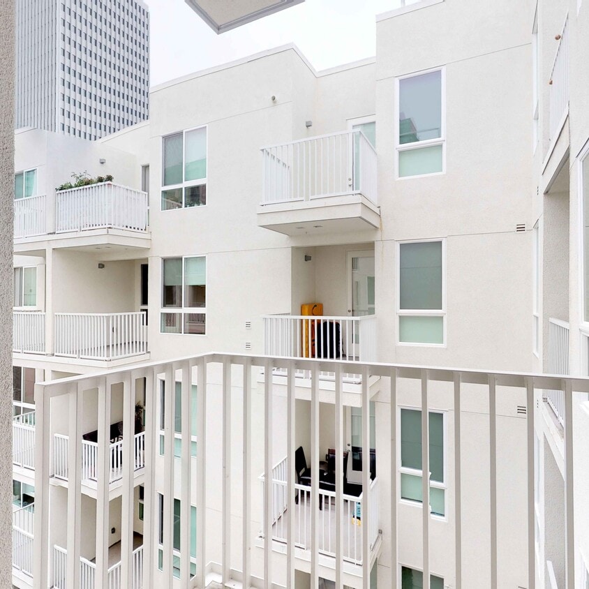 Olive DTLA Apartments in Los Angeles, CA Westside Rentals