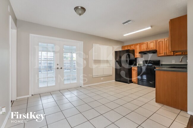 Foto del edificio - 924 Axlewood Cir