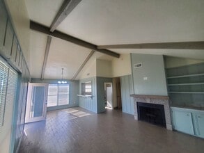 Building Photo - 16712 Edward Teach Rd