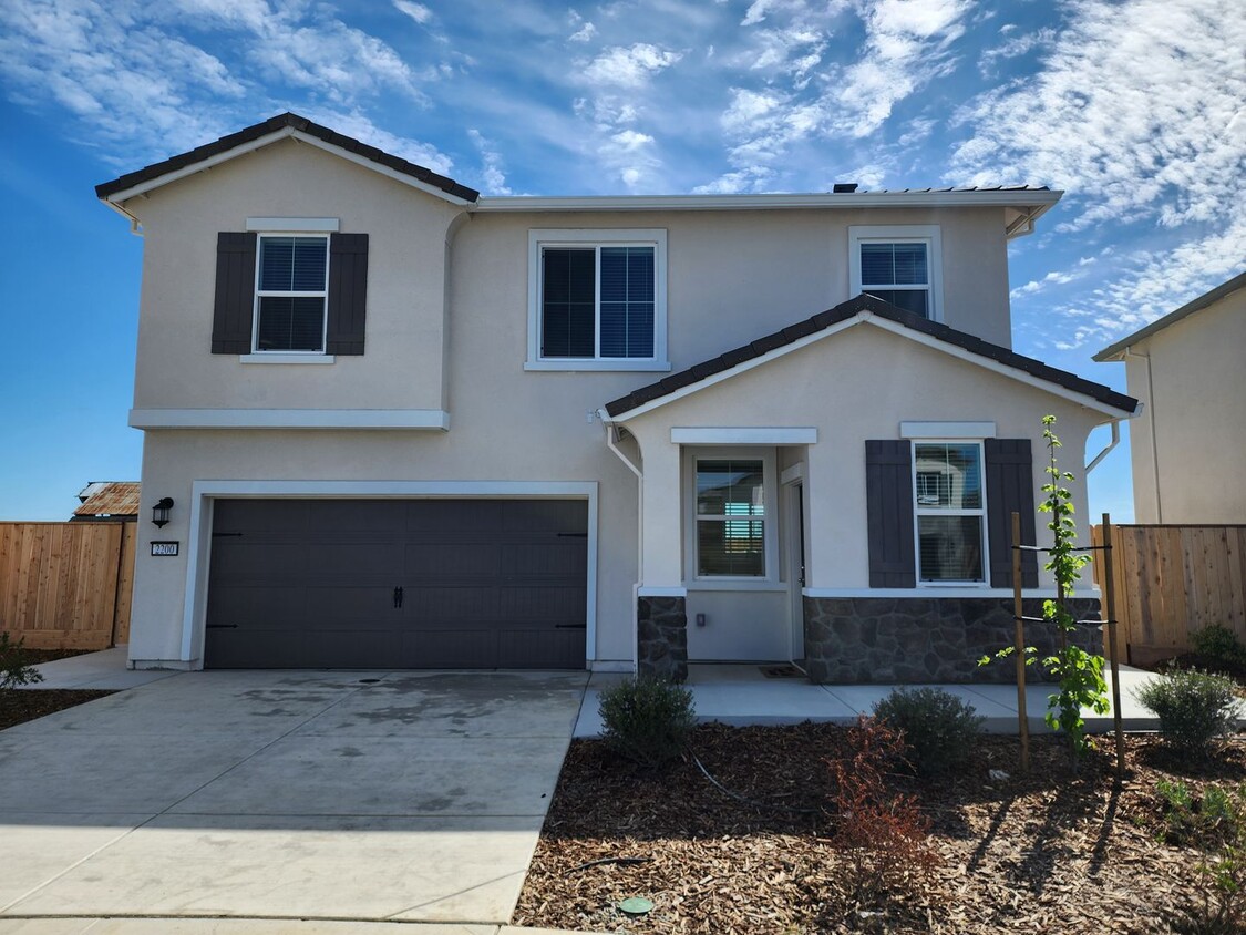 Primary Photo - Brand New Beautiful 2 Story Home for Rent