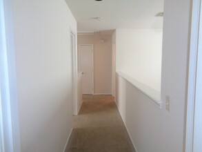 Building Photo - 2831 Feather Green Trail