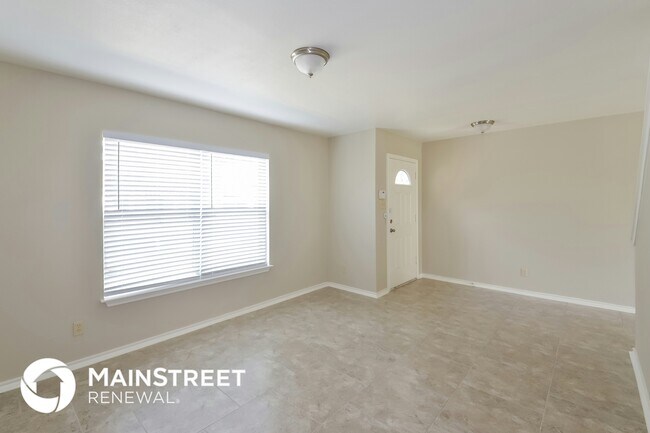 Building Photo - 8014 Chestnut Bluff Dr