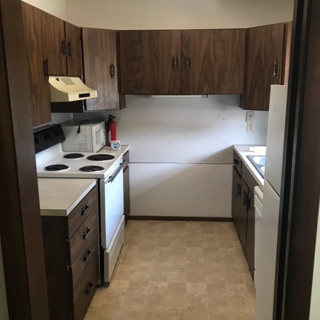 Building Photo - The Villa Apartments