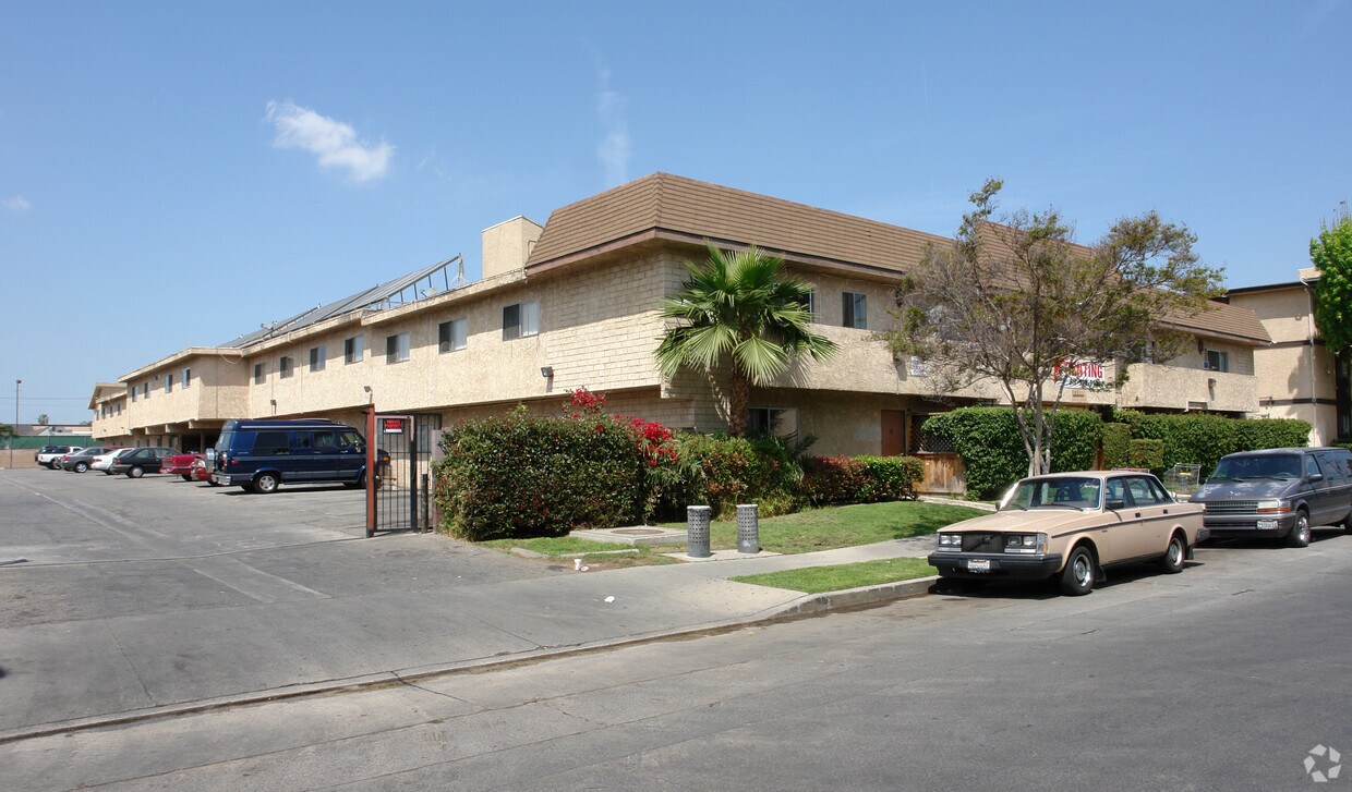 6 Apartments for Rent in Granada Hills, CA Westside Rentals