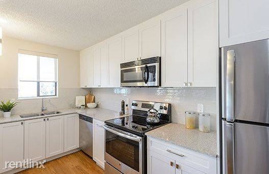 Foto principal - 800 N 1st Ave
