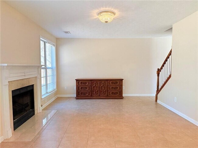 Foto del edificio - 975 Brushy Creek Ct