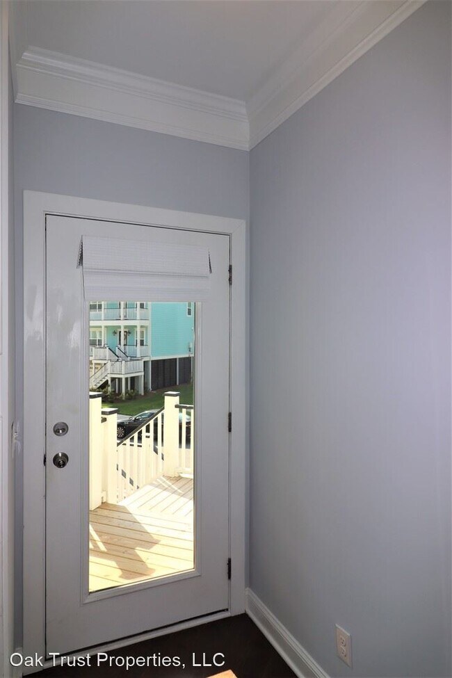 Building Photo - 4 br, 3 bath House - 3751 Copahee Sound Drive