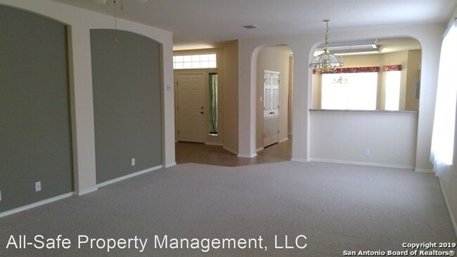 Building Photo - 3 br, 2 bath House - 128 Falcon Park