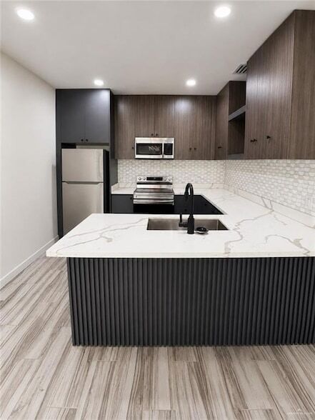 Building Photo - 2802 Stablewood