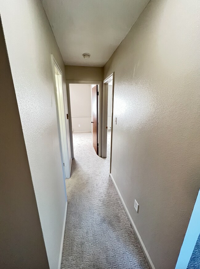 Building Photo - 4981 King Arthur Way