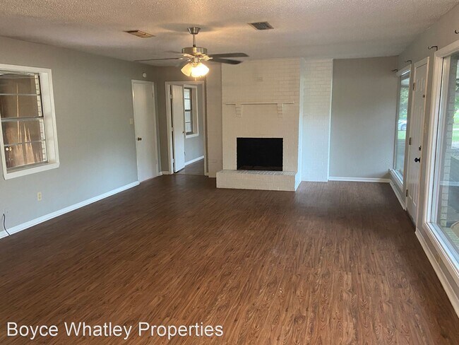 Building Photo - 4 br, 2 bath House - 822 US-59 N