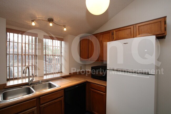 Foto del edificio - 8111 W Wacker Rd