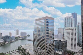 Building Photo - 500 Brickell Ave