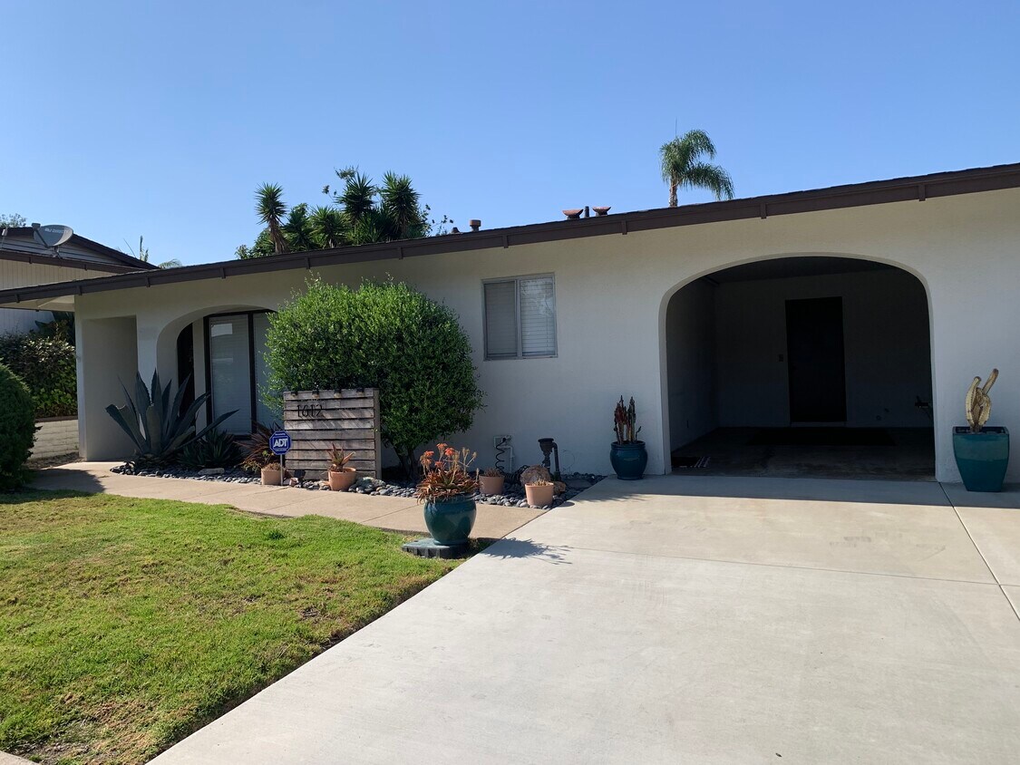 1612 La Madera Ln, San Marcos, CA 92078 Townhome Rentals in San