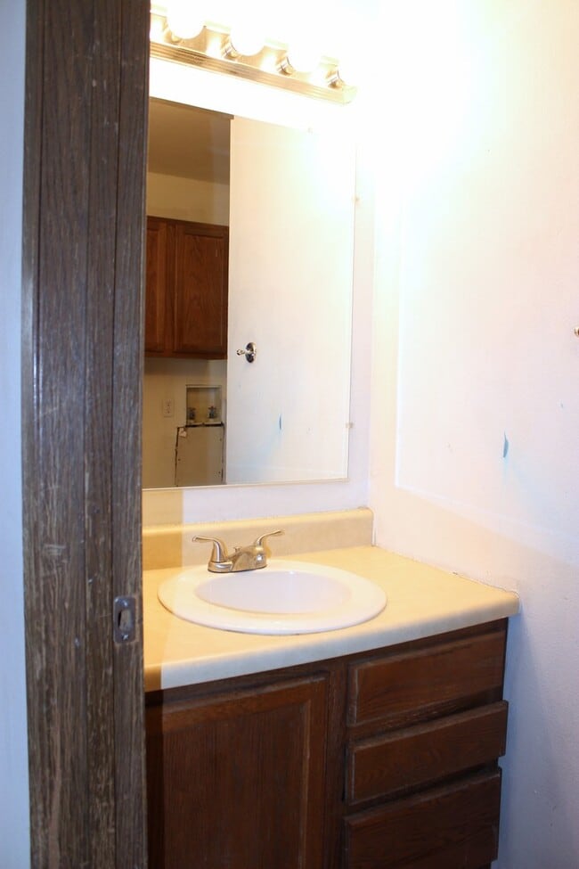 Building Photo - West Central Ames - tucked back behind street for more privacy