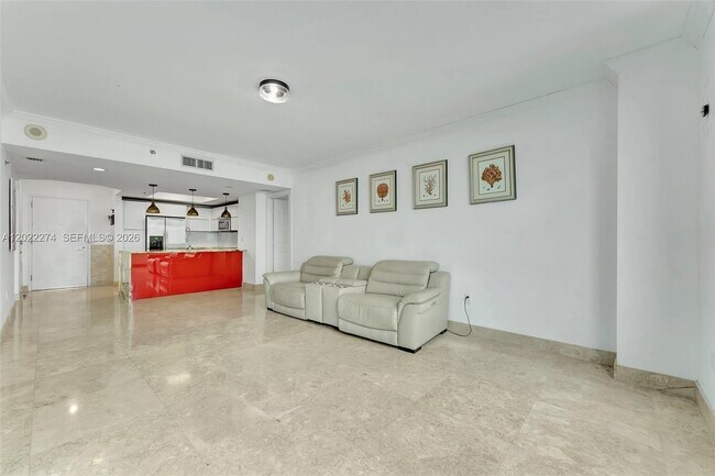 Building Photo - 2641 N Flamingo Rd