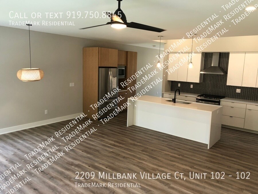 Foto principal - 2209 Millbank Village Ct