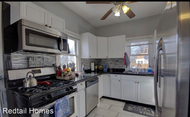 Building Photo - 3 br, 1 bath House - 1104 E Colorado St