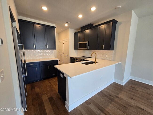 Building Photo - 1403 Kingsley St