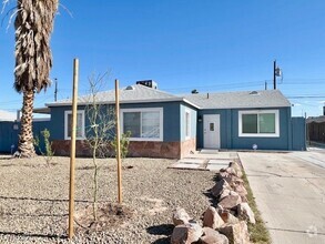 Building Photo - 4401 Alpine Pl