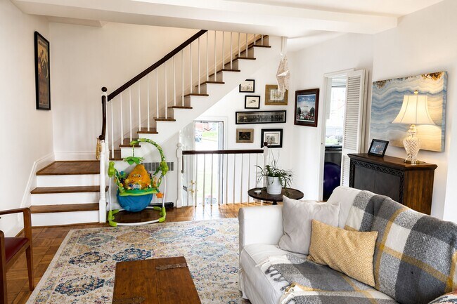 Foto del edificio - 3623 Greenway Pl