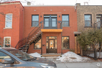 Building Photo - 5210 Rue De Lanaudière