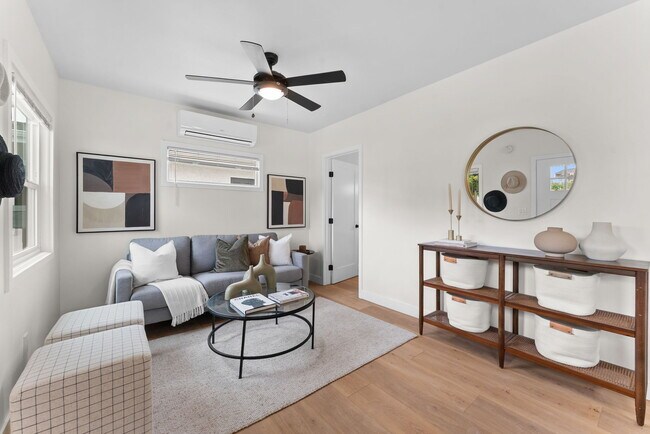 Foto del edificio - 2556 B St