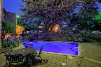 Building Photo - 620 S 1st St