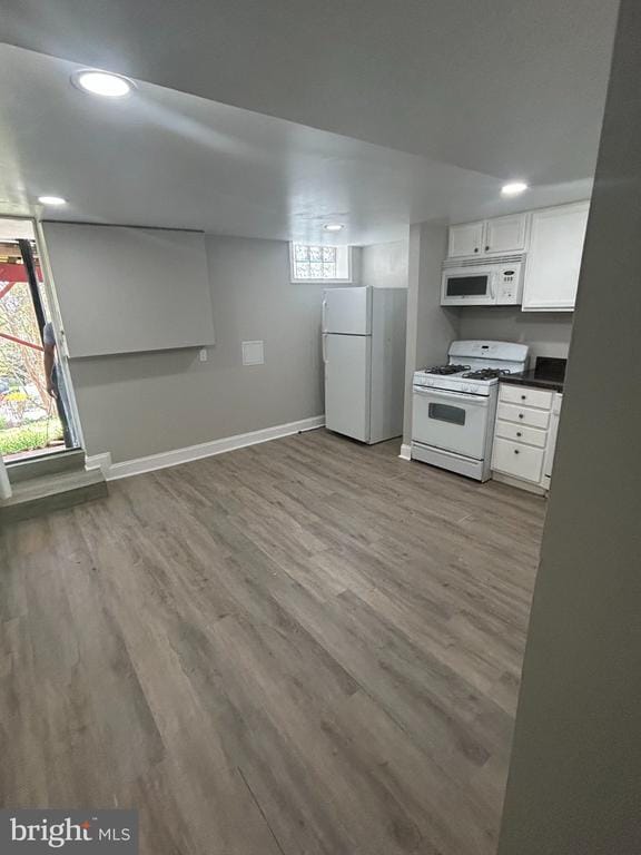 Foto del edificio - 5839 Benton Heights Ave