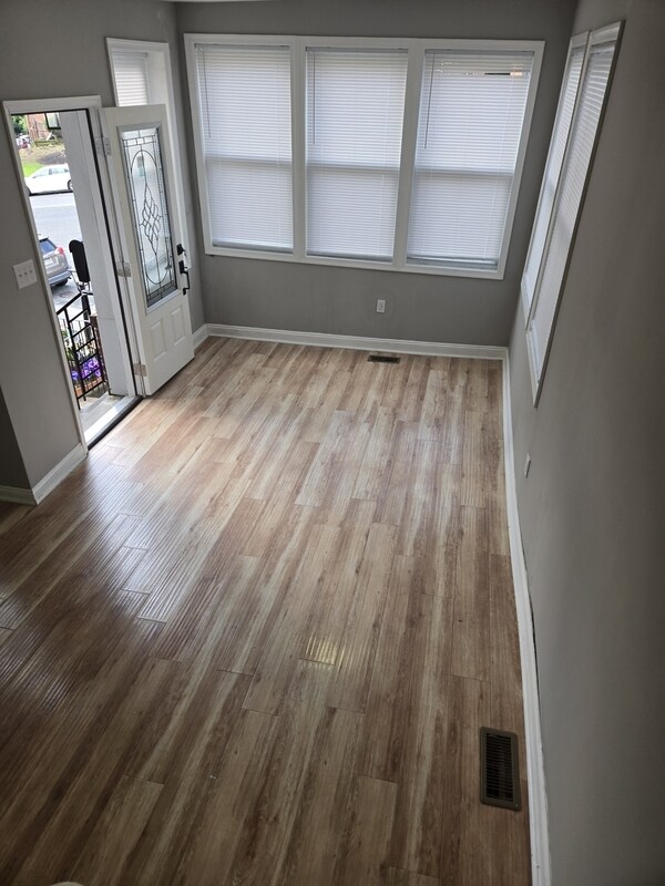 Foto del edificio - 5047 Diamond St