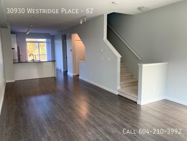 Photo du bâtiment - Townhouse At Bristol Heights