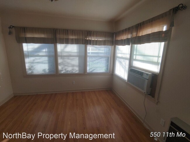 Building Photo - 2 br, 1 bath House - 550 11th st