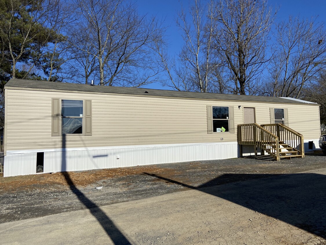 Primary Photo - 113 Carter Dr