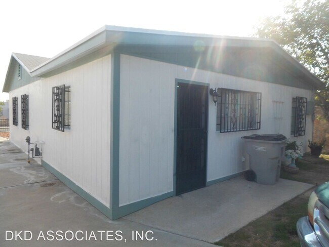 Foto del edificio - 2 br, 1 bath House - 7547 HERMOSILLO DR