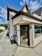 Building Photo - 209 Prescott St