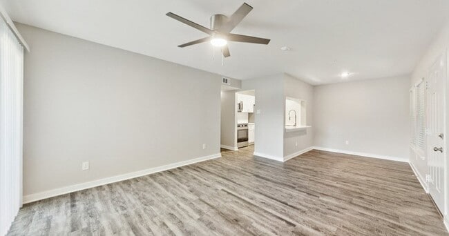 Building Photo - Westmount at London Park Apartments