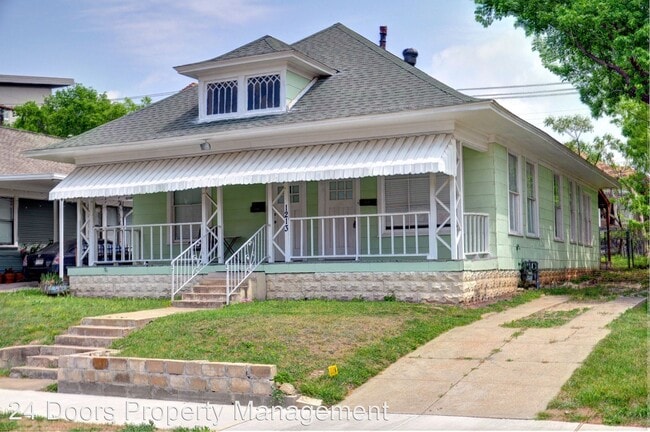 Building Photo - 1 br, 1 bath House - 1213 Hurley Ave S
