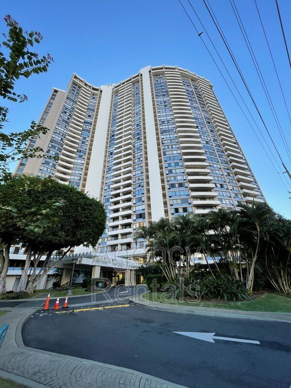 Primary Photo - 2333 Kapiolani Blvd