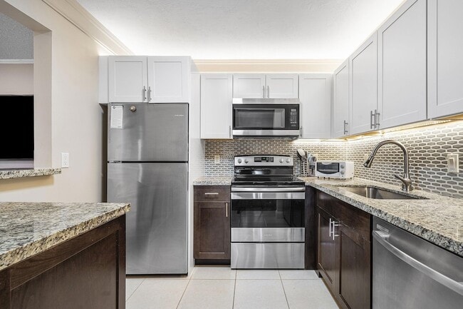 Building Photo - 142 Brittany Terrace