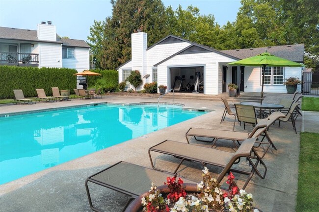 Sedona at Bridgecreek apartments — community photo - Sedona at Bridgecreek